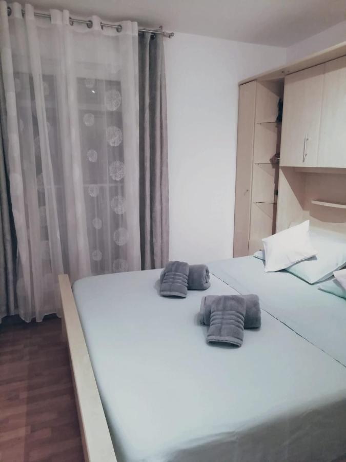 Alnea Apartment Split Bagian luar foto
